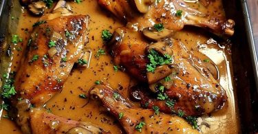 Baked turkey wings with mushroom gravy